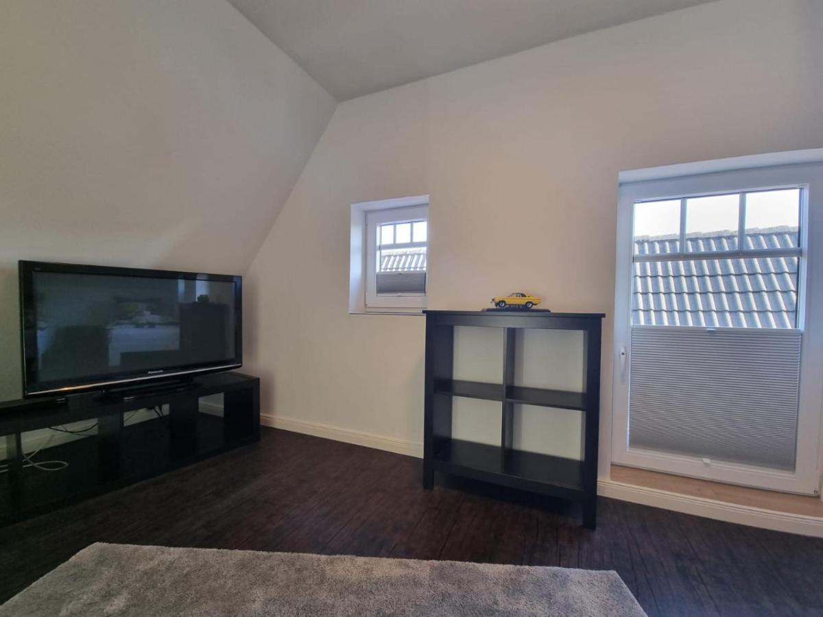 Ferienhaus Uttied Berumbur Экстерьер фото