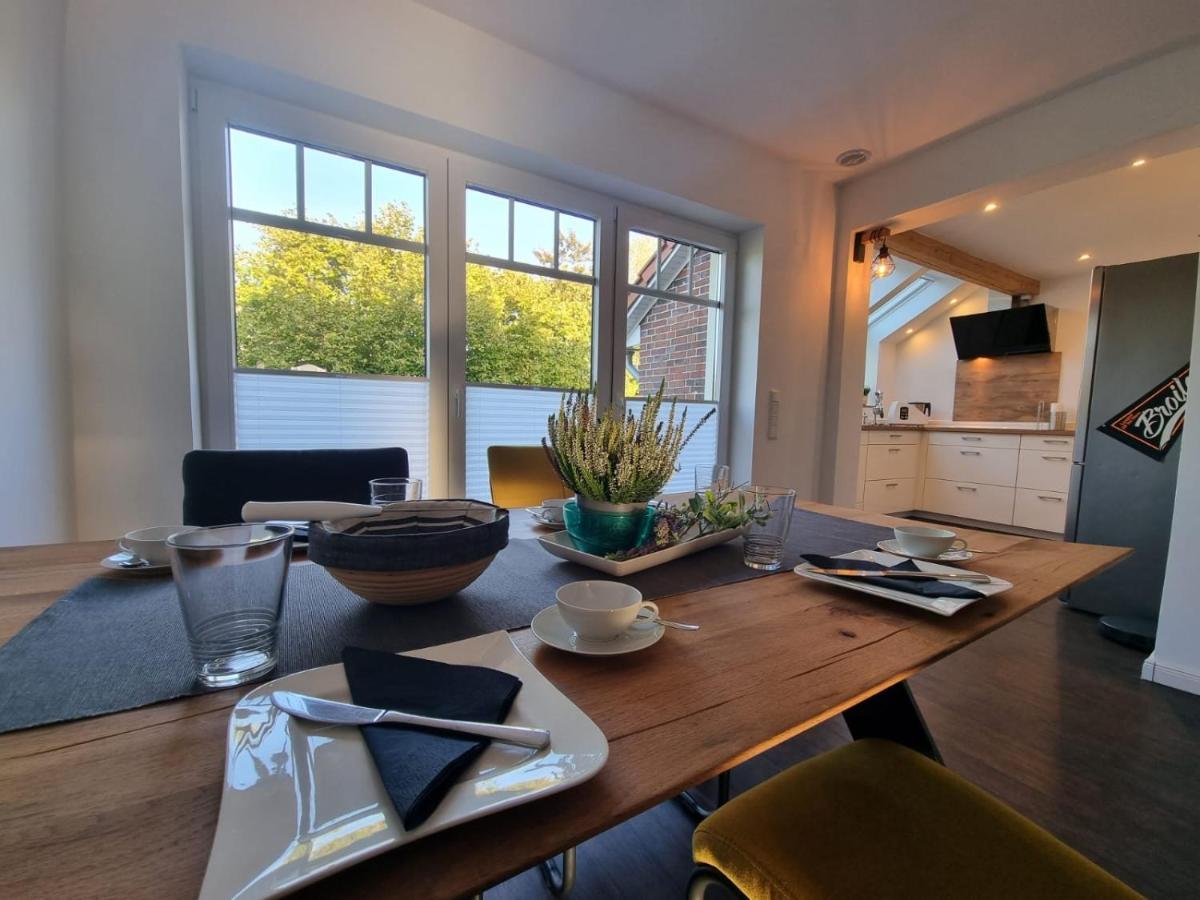Ferienhaus Uttied Berumbur Экстерьер фото