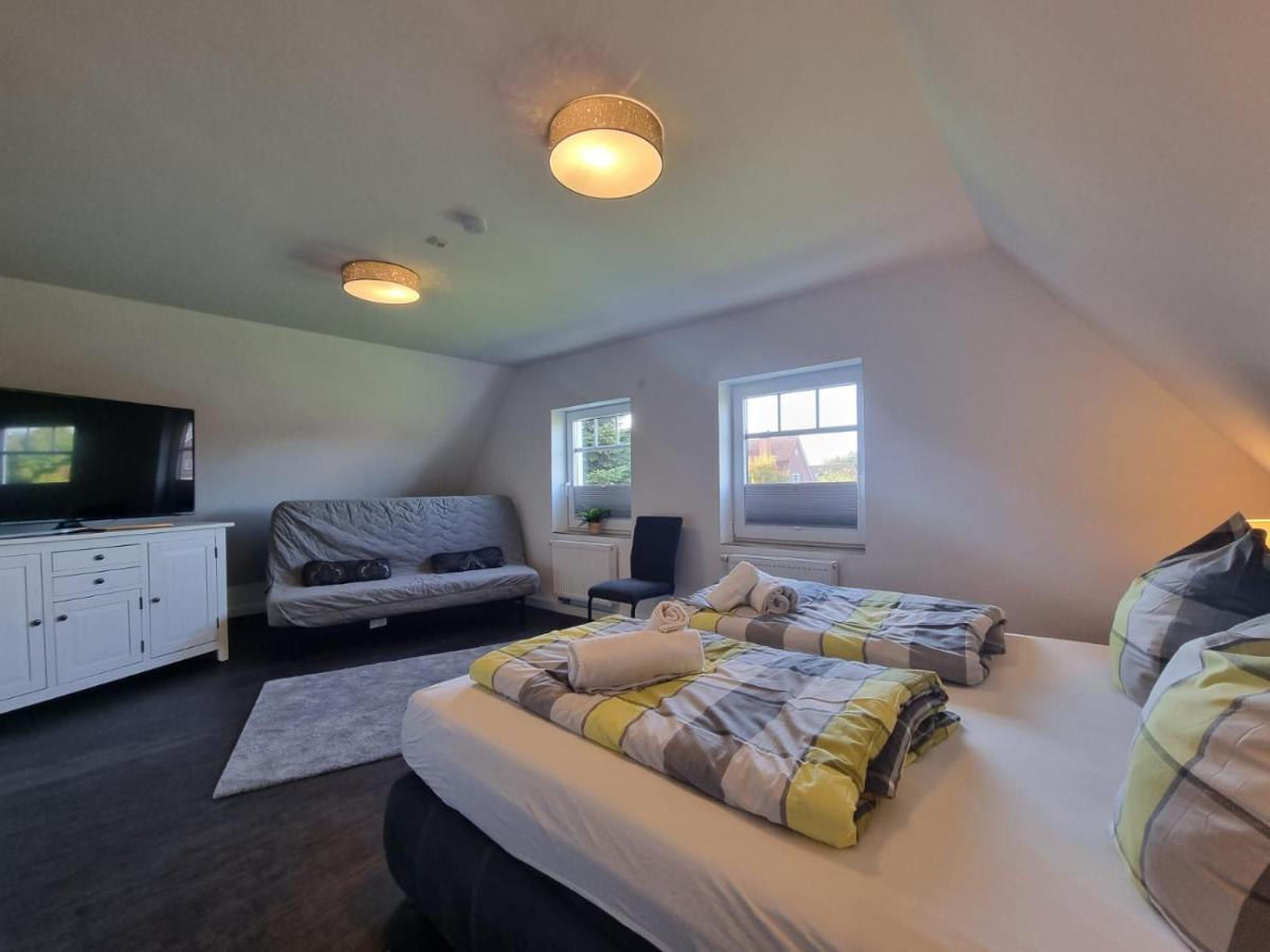 Ferienhaus Uttied Berumbur Экстерьер фото