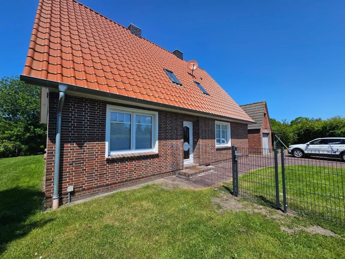 Ferienhaus Uttied Berumbur Экстерьер фото